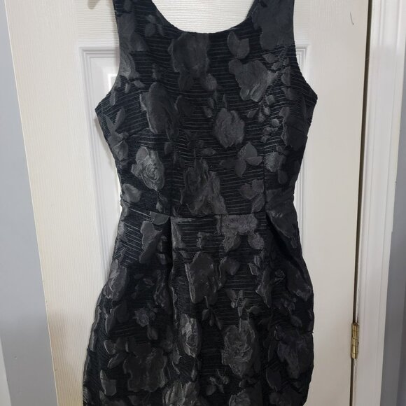 Black Sleeveless Forever 21 Dress - Picture 1 of 3